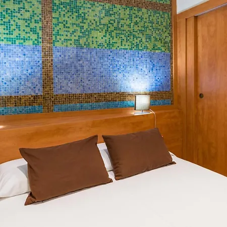 Capri Hotel