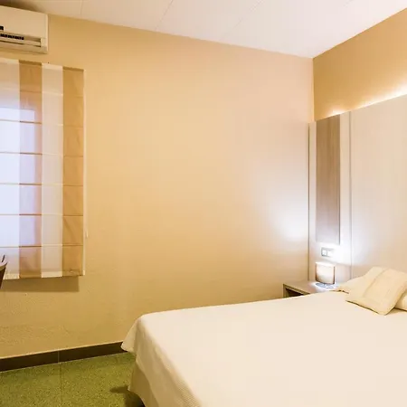 Готель Capri Тоса-де-Мар