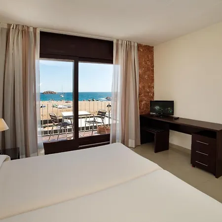 Hotel Capri 2*