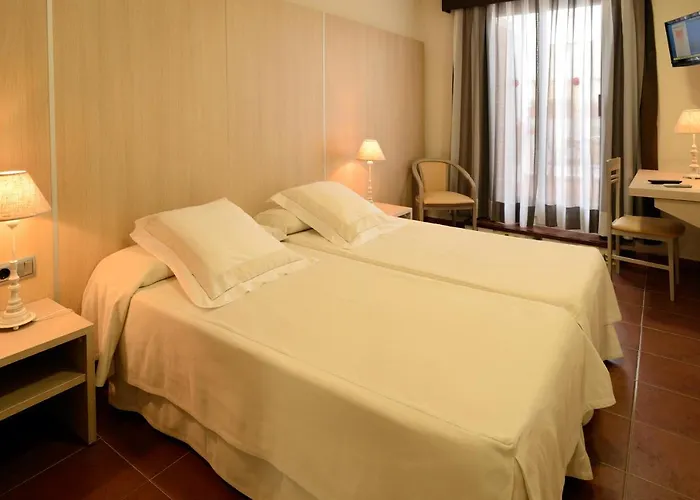 Capri 2* 滨海托萨