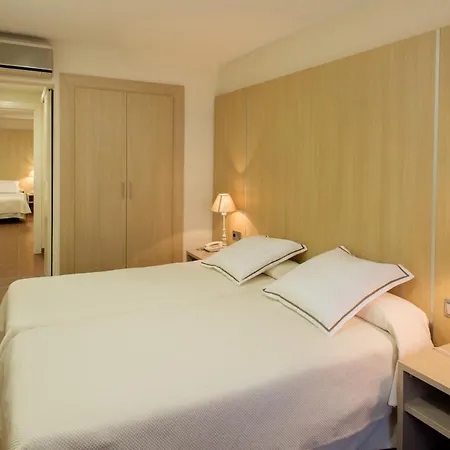 Capri Hotel