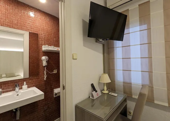 酒店 Capri 滨海托萨